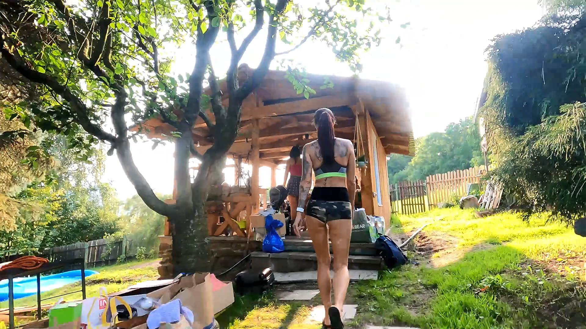 (c) SUPER RARE VIDEOS - www.superrarevideos.com